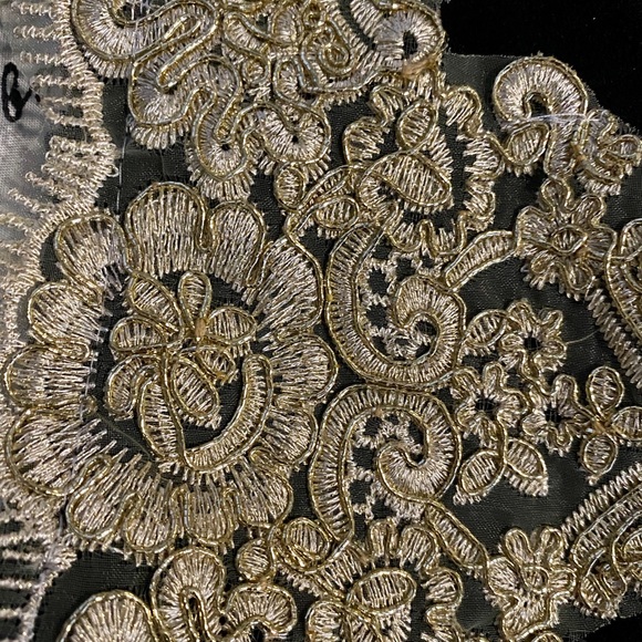 PrettyLittleThing dress - Picture 6 of 8